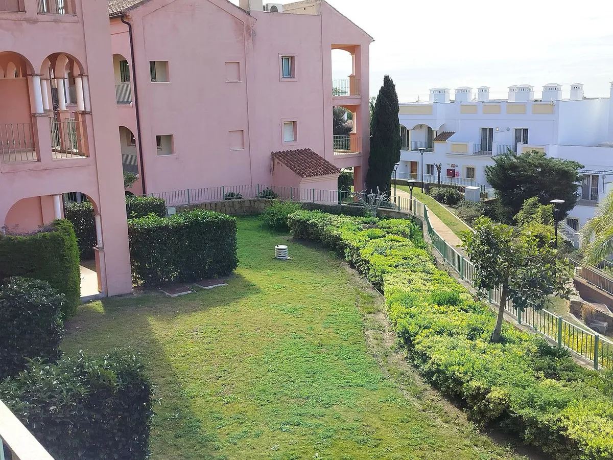 355ab1f2-6091-45ee-a1eb-31f2930d98ca