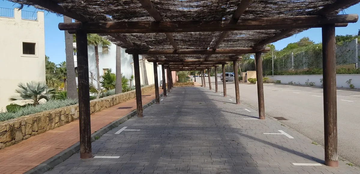 44b9cef5-7fc0-4d70-9afb-ac9937504178