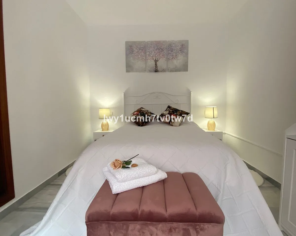 f498e03c-dcc7-4000-8a55-b83d96ea0b51