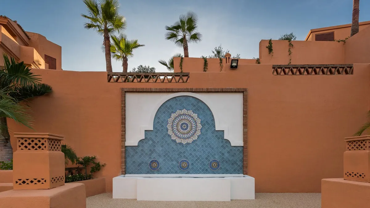 f0abf352-fb60-4244-b74e-c093b5171eab