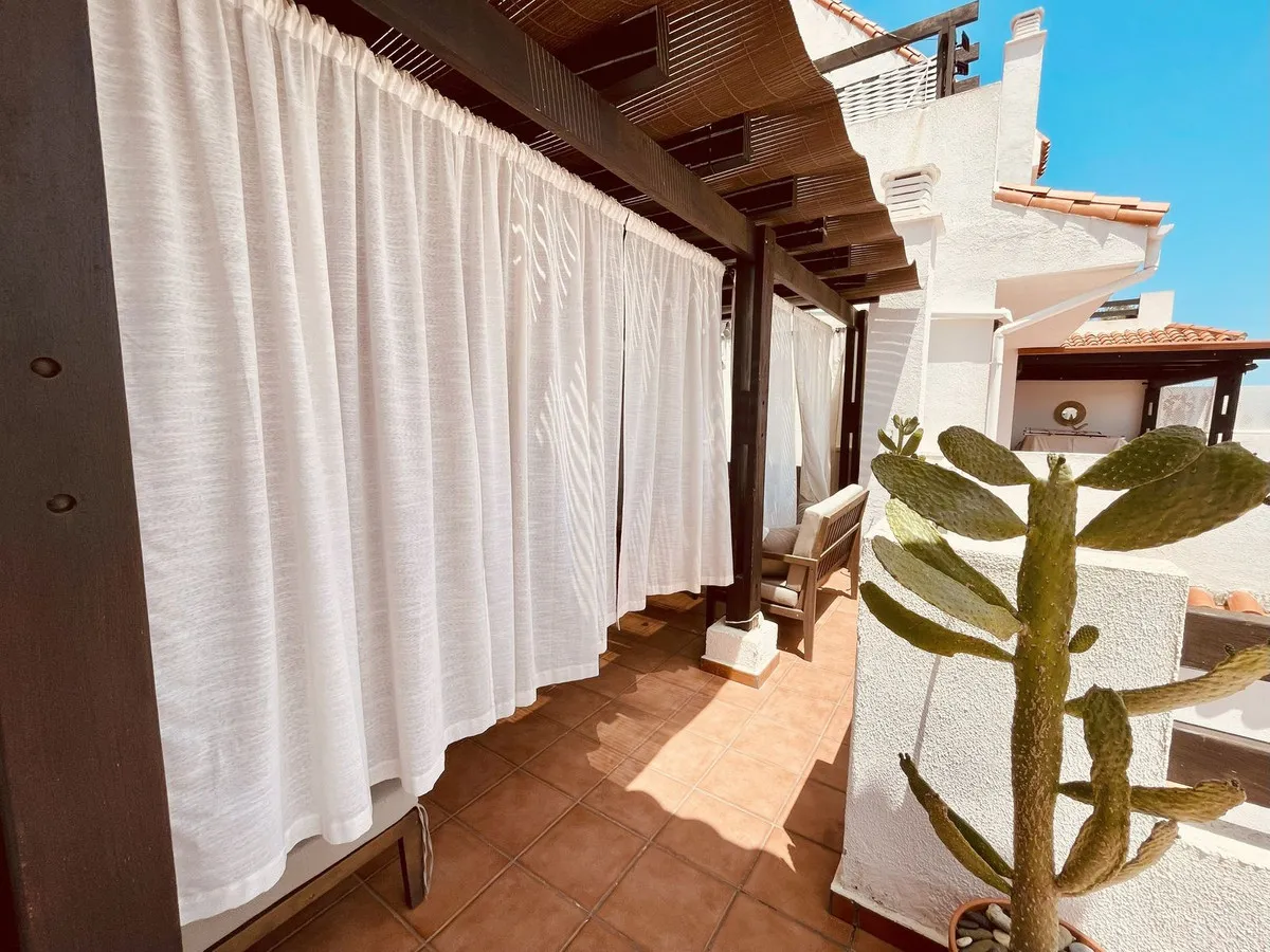 51a799f7-0102-45fe-957c-f1c70849b392