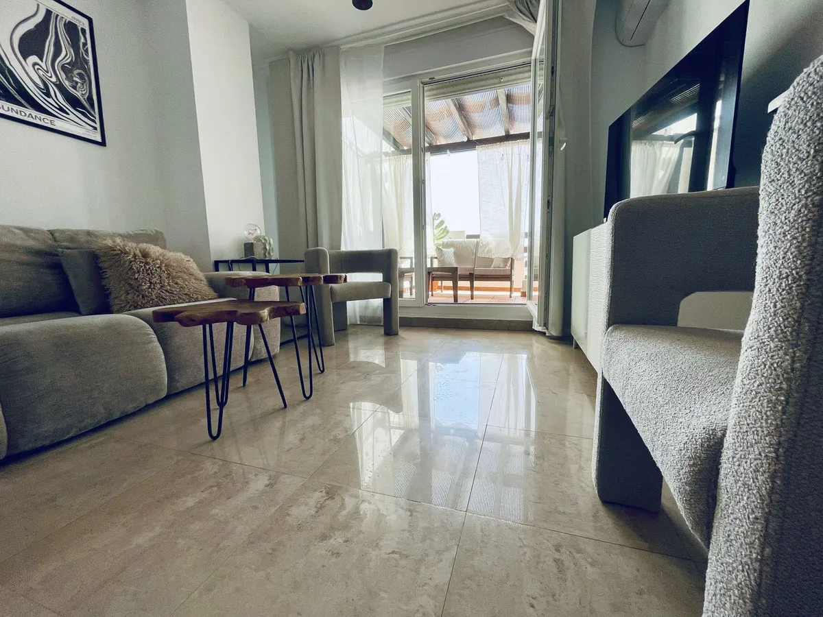 819e9094-0a3e-48b6-9aa2-47fb2c9102a0