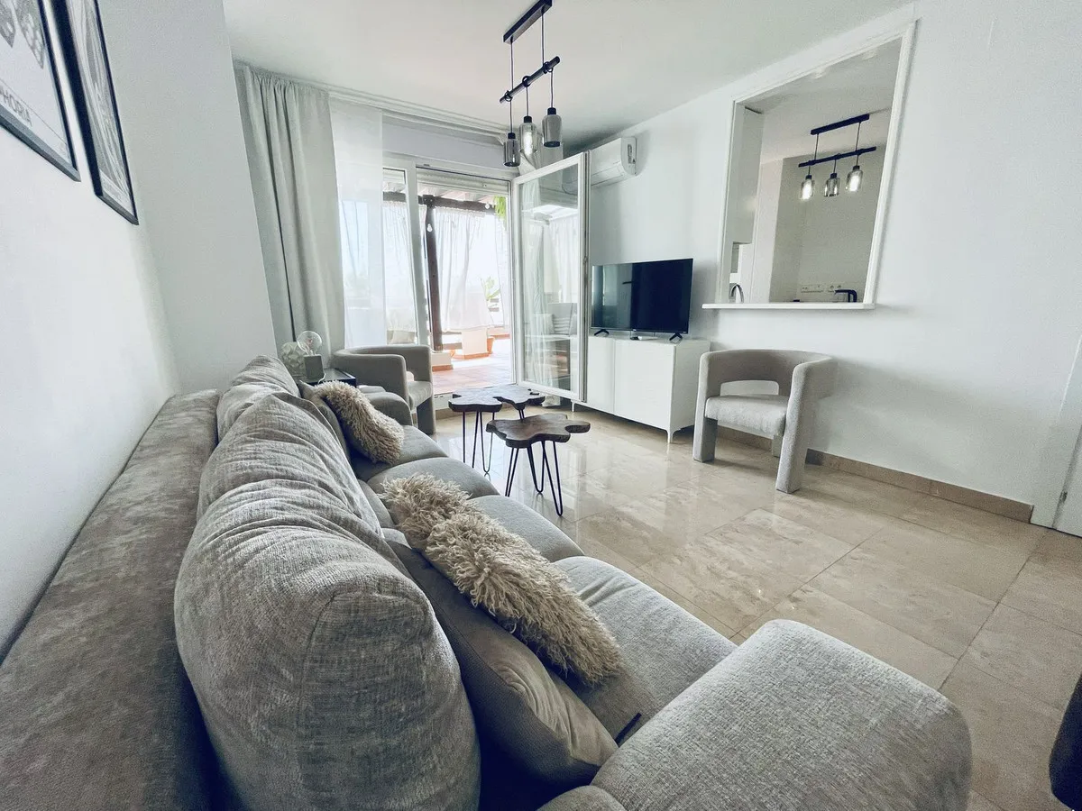 dd98d90c-330e-4fa9-a863-027cab92893f