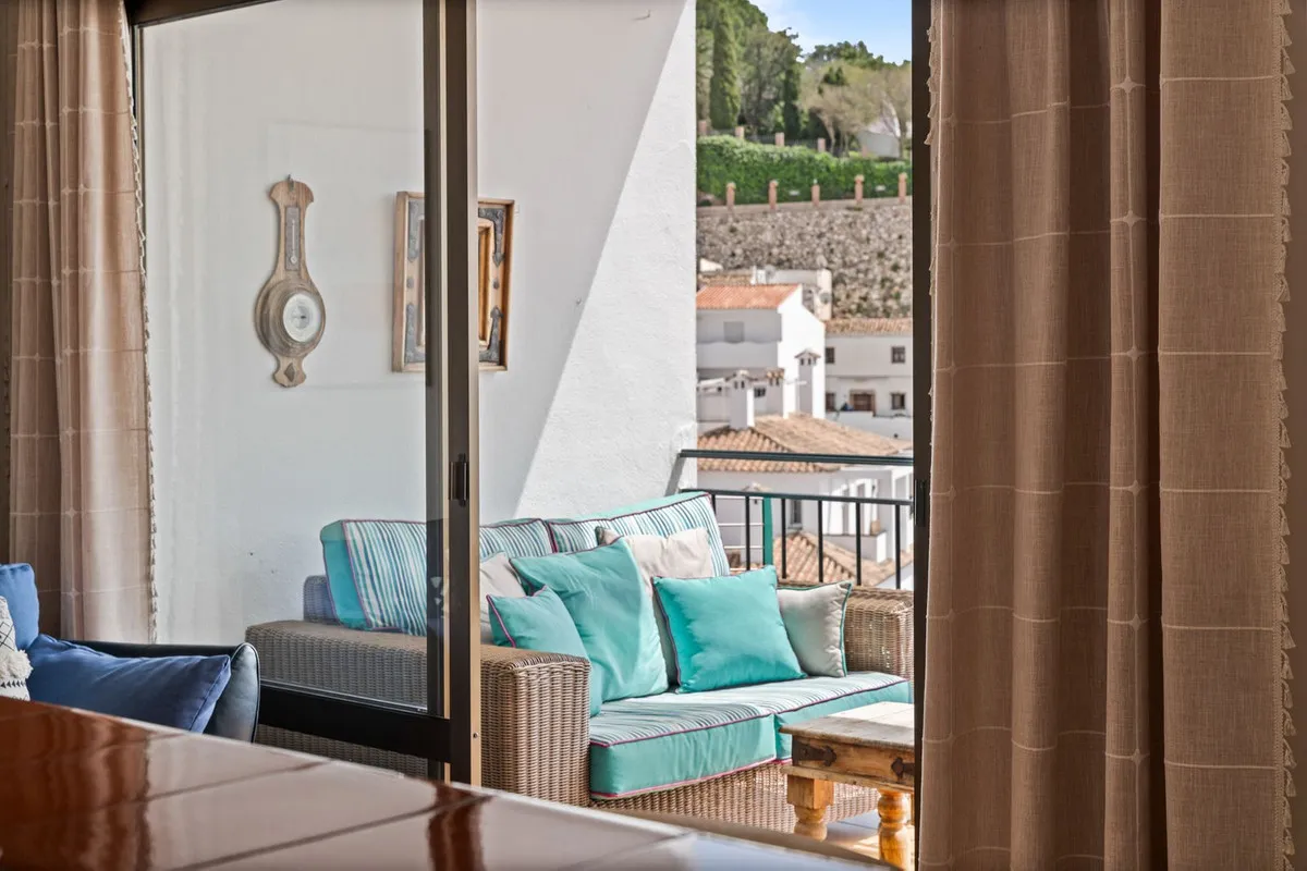 7124467e-d78f-45a0-8c24-62407069b7e9