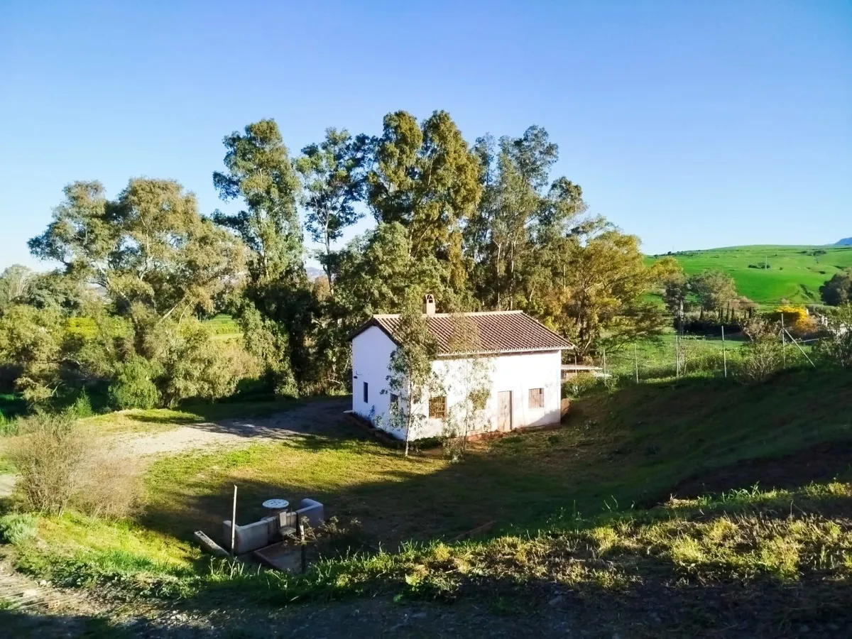 180e2180-e020-47b4-85f6-d4744e4f0fa0