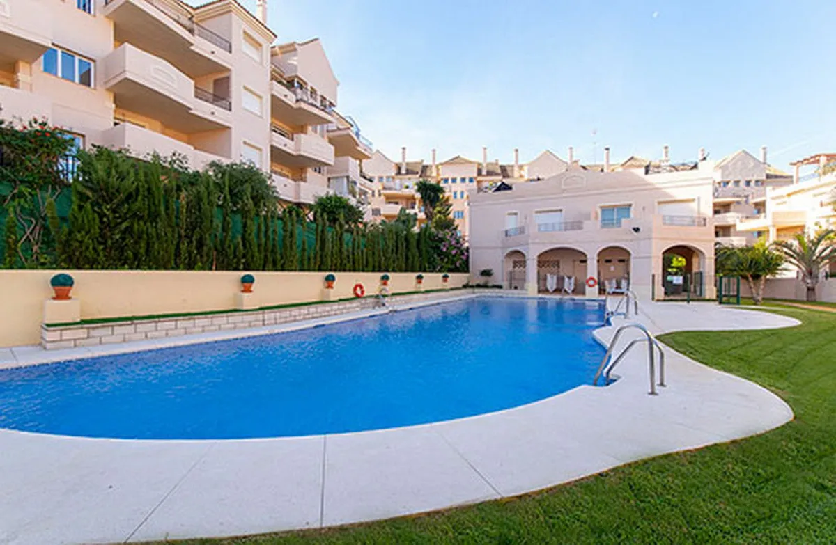 d344212c-bd37-4069-9466-5353430bf18d