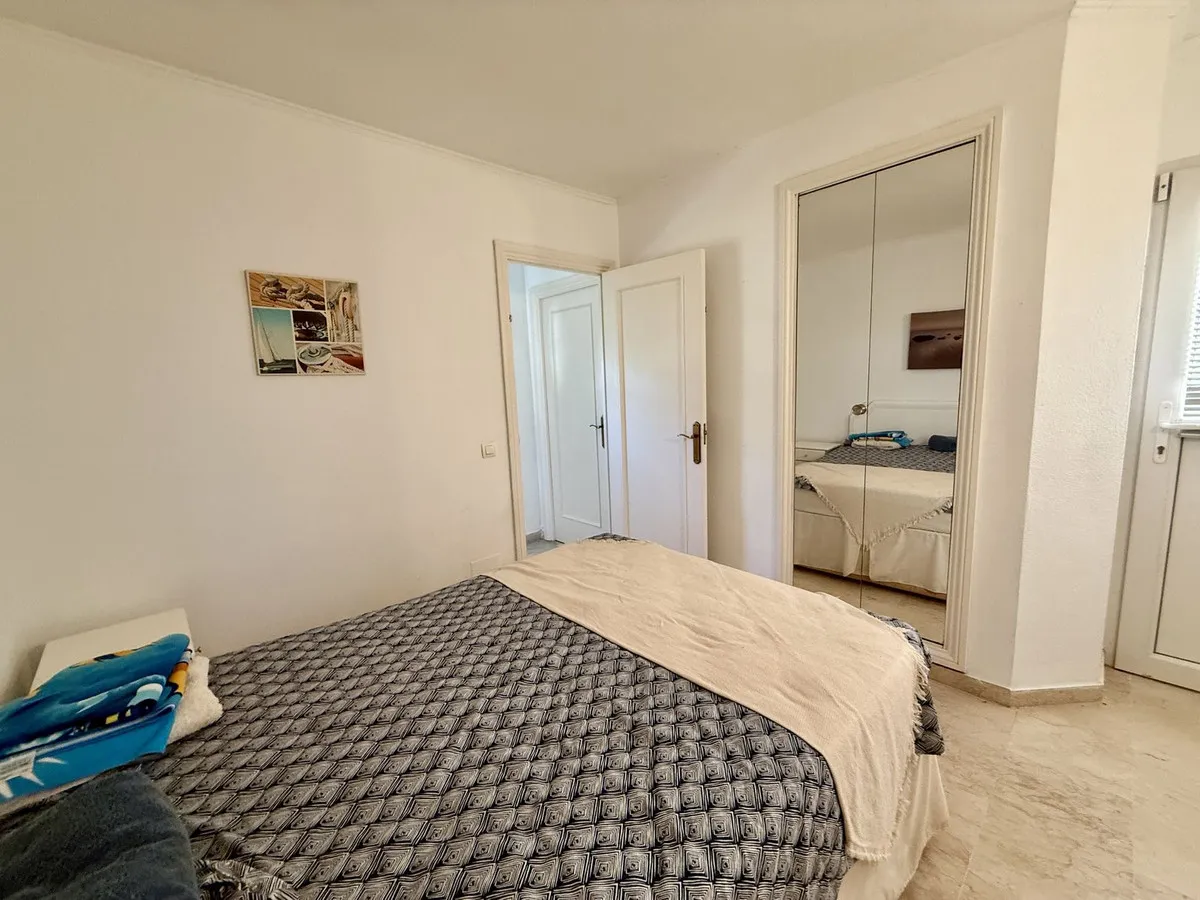 2a7571bd-e46f-4c8e-876b-dd00f05dd936