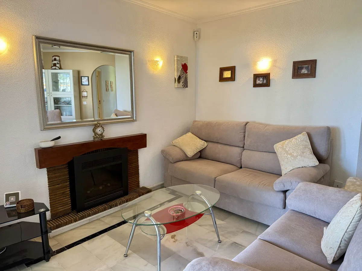 2bda2af2-c9f5-4251-bb1b-97dfabbd378e