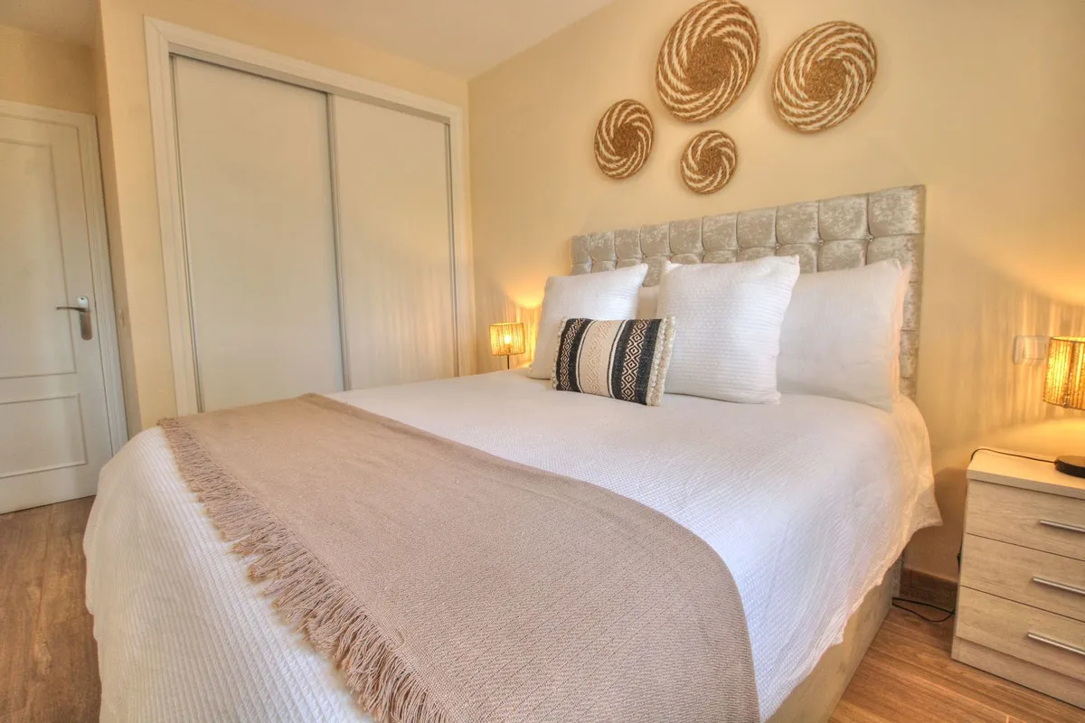 98891bc2-779d-484d-897e-3b27e8cee65a