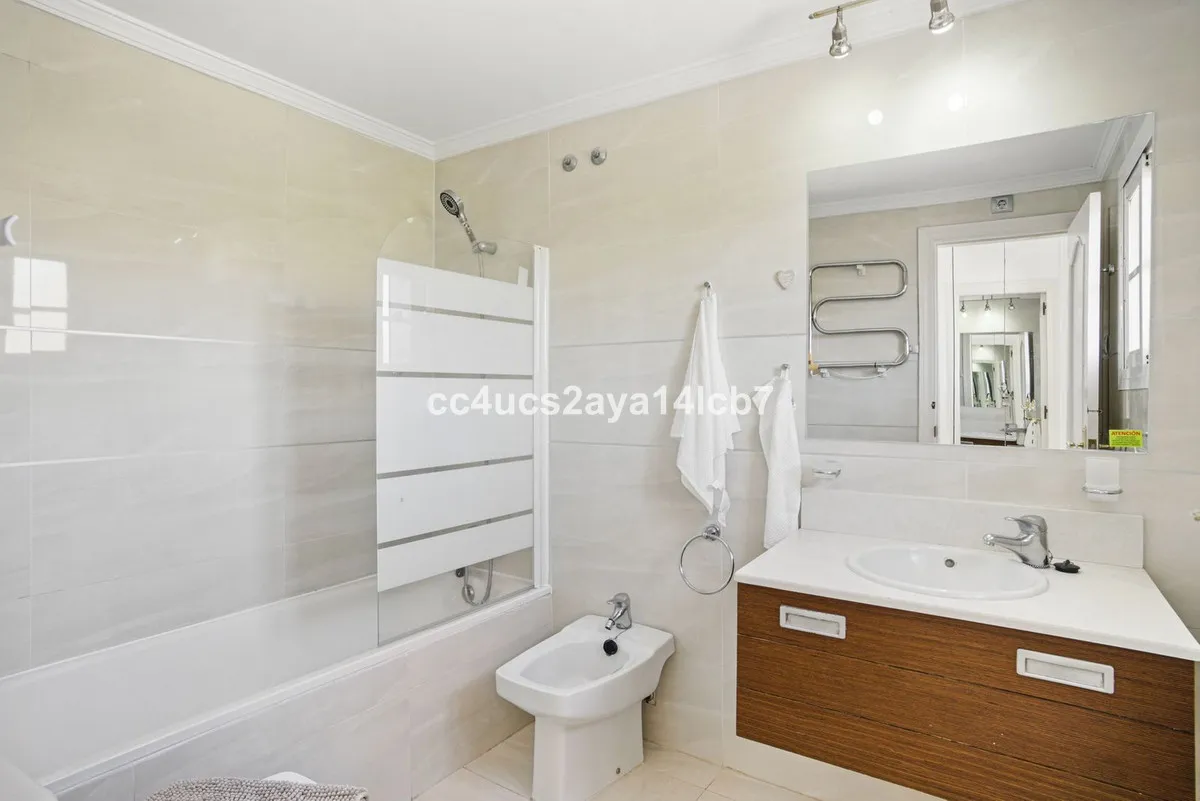 09f001ae-04a2-4e9c-94a7-bf121ee9f163