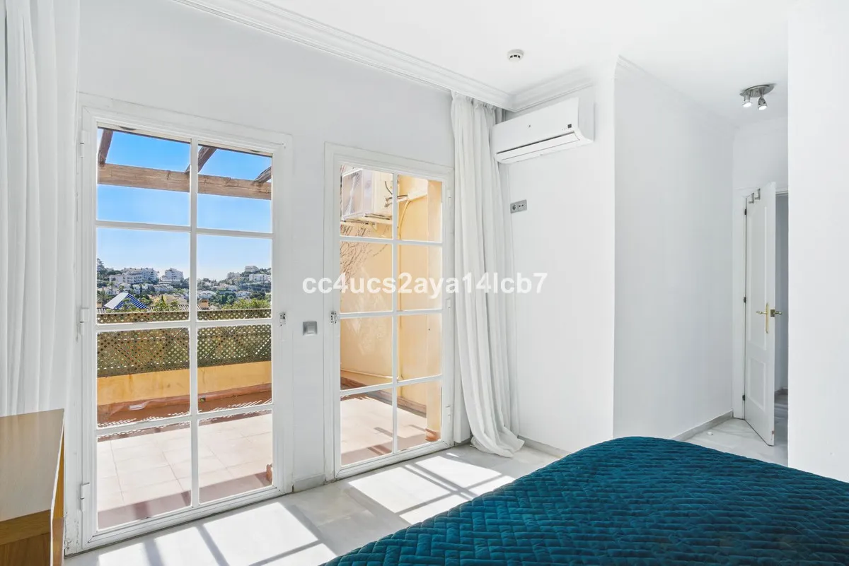 fcfe47ae-1d1f-46b1-95d3-dc5df3d70285