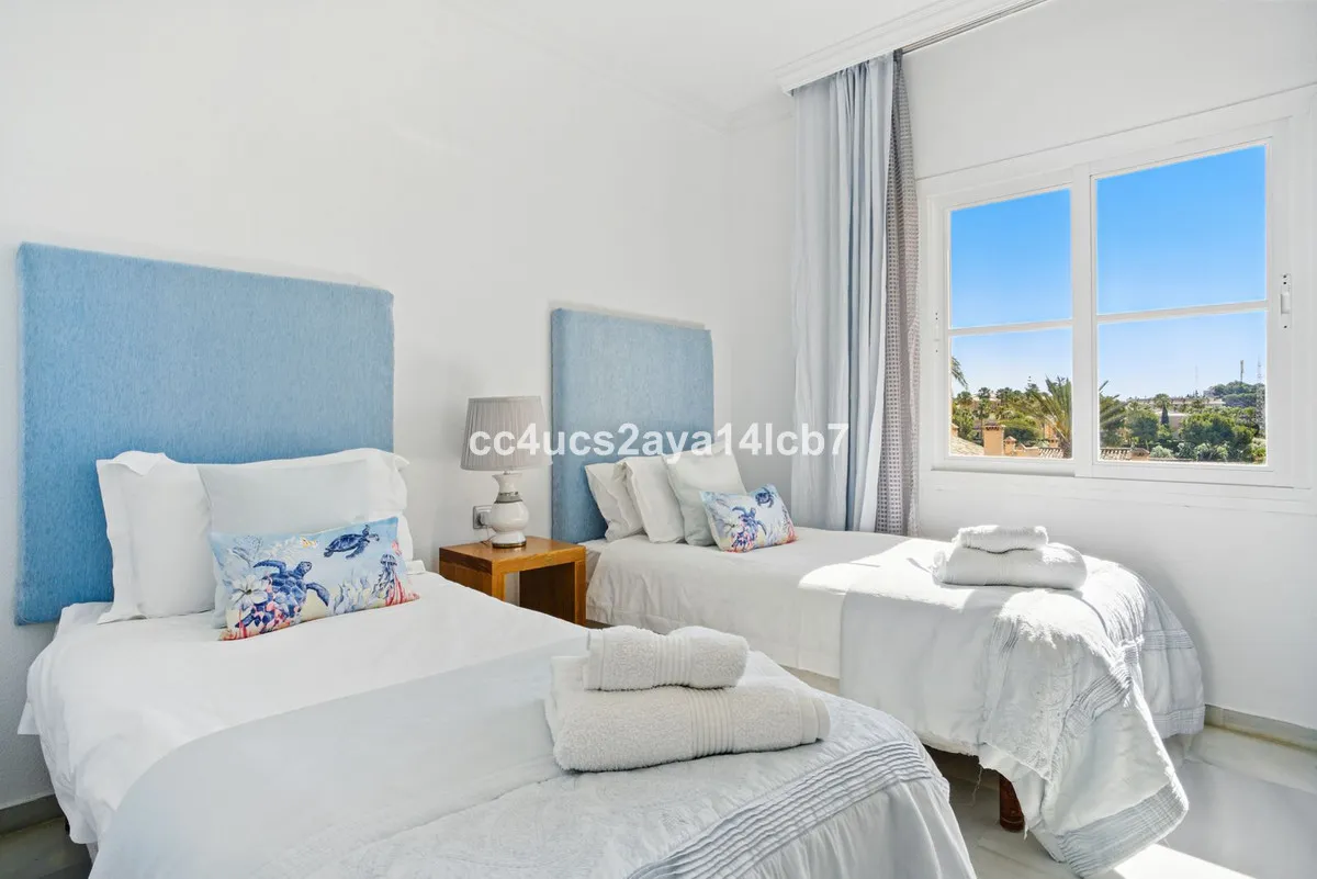 ff5e61d7-61a1-4609-914e-7021cd159321