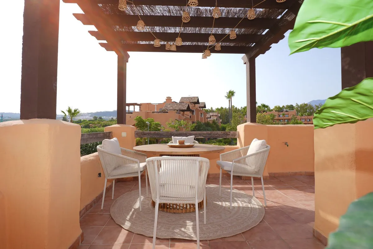 02e5337b-7fed-469c-9b6d-3e0a9bc675cb