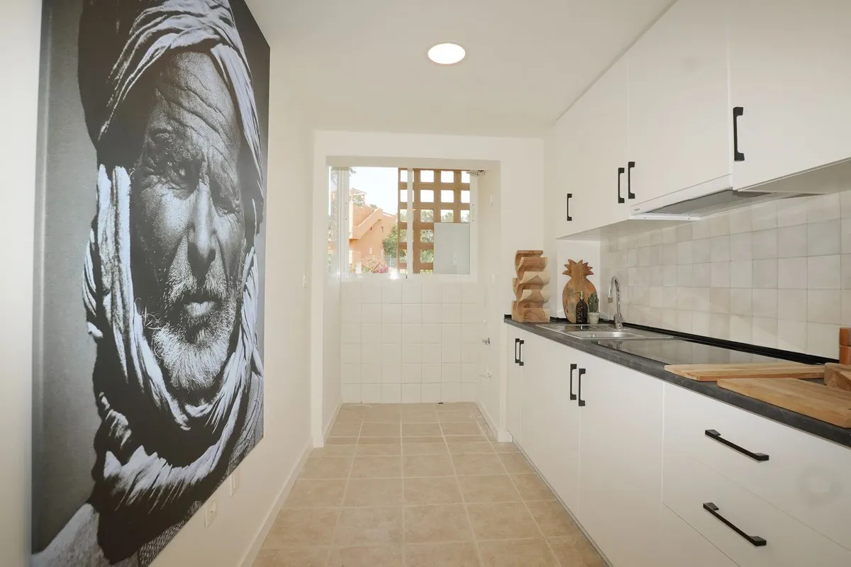 b271a858-389b-4a07-8a45-af5763c0a79d