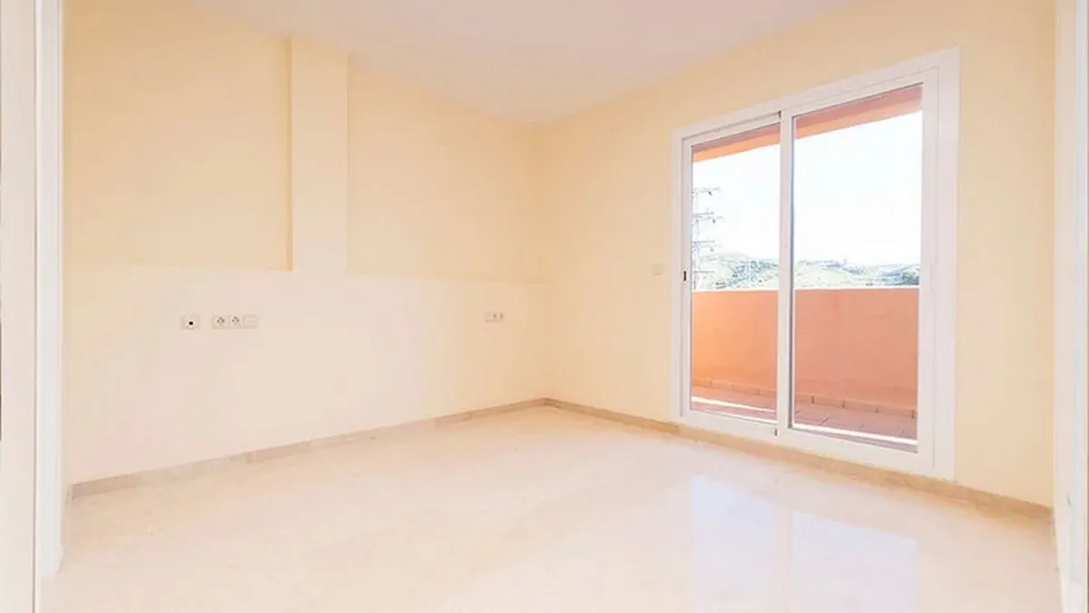 68b2500d-3d5c-484c-815d-452f1a753f8a