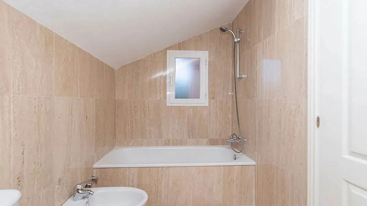 a3b76d47-a7cb-48a7-b05c-905c7113e502