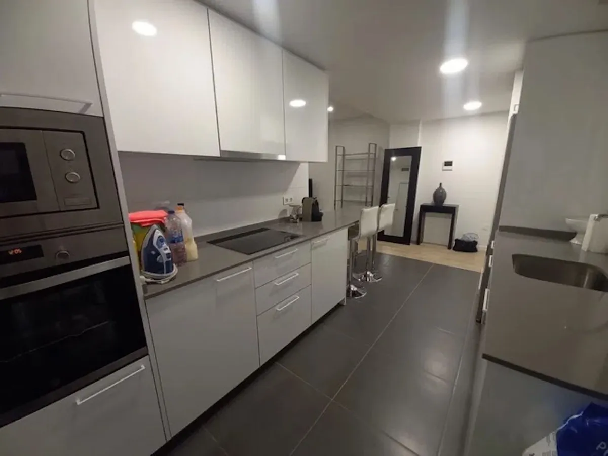 56320881-0def-47cc-840c-57676df8e3e6