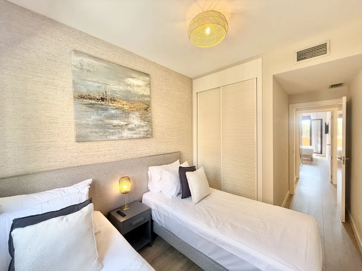 46633f81-d5e3-4963-9003-f5594063175b