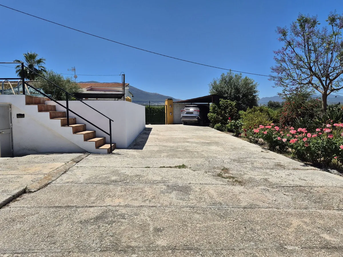 0a28bb18-a770-4de1-881e-fb997c14d7af