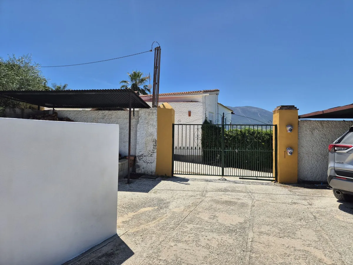 19a00c30-27b0-4550-964e-6e71658fa85f