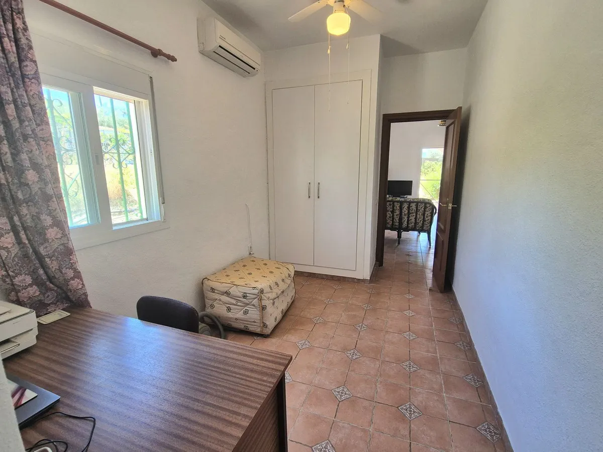 3cffefc4-6057-4b50-9513-aaf78dc178a2