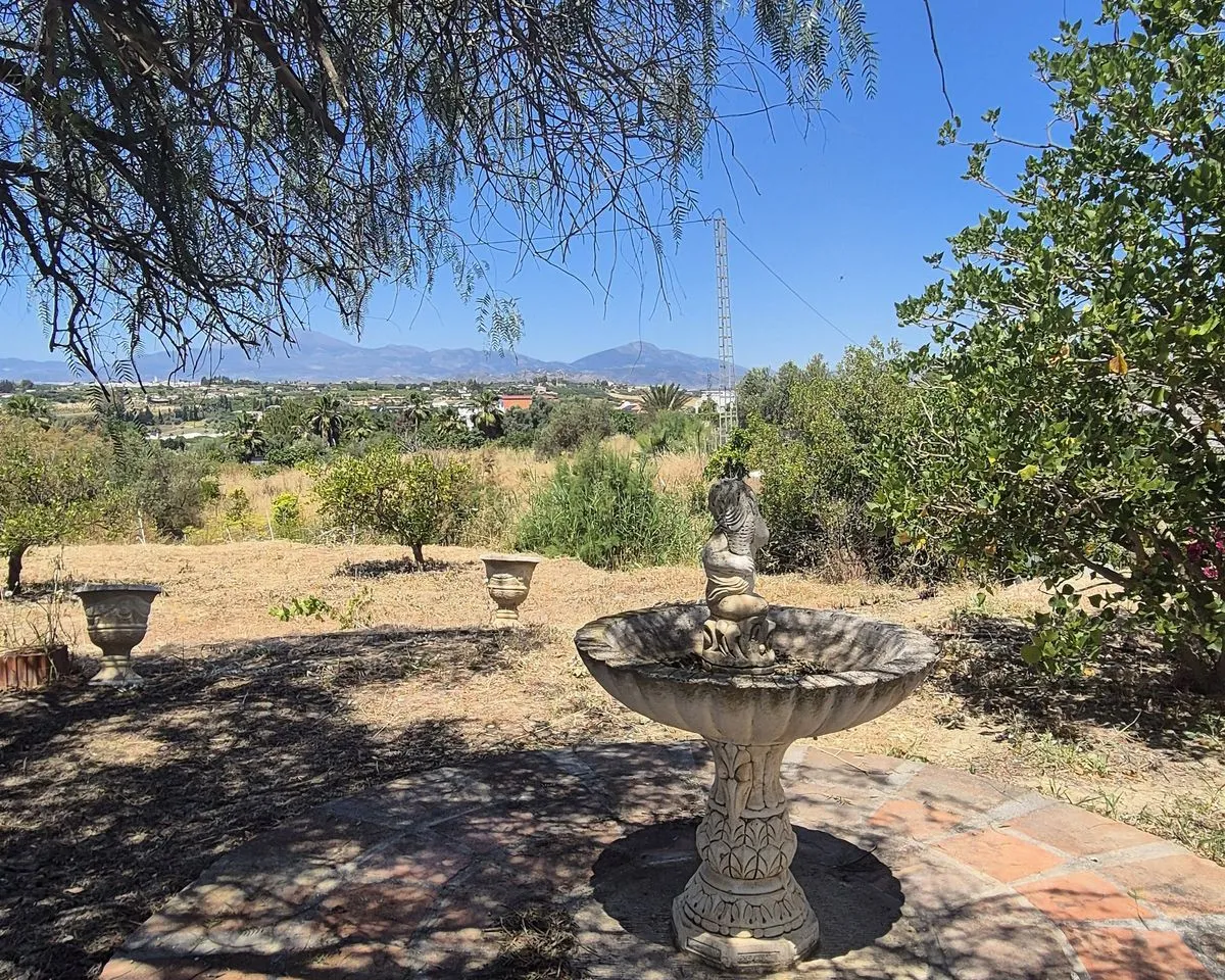 4eb90a76-fdb4-4759-aff9-a8099e0c7846