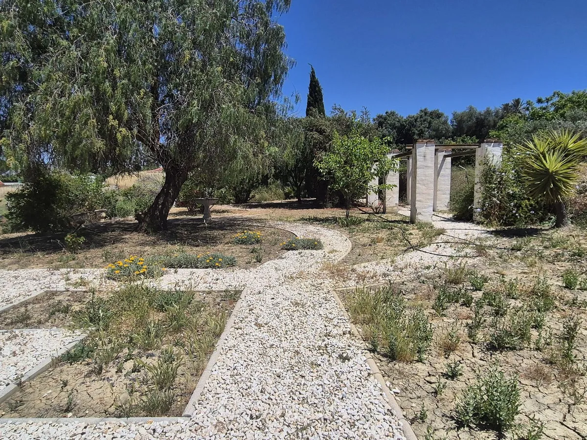 8d4cab87-820b-42a1-8b82-8f36b7326670