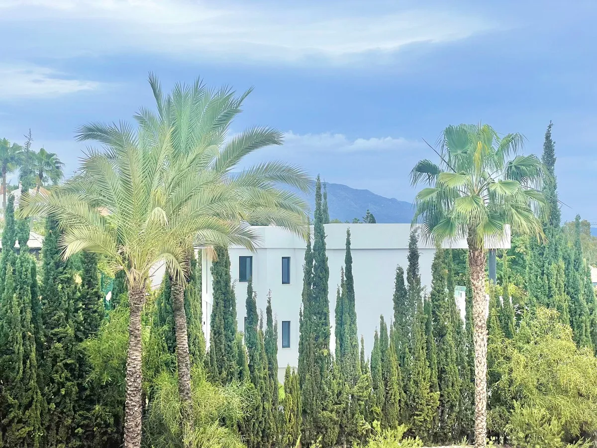 22f8f3a6-8dee-434f-b3ab-466c23f10bcc