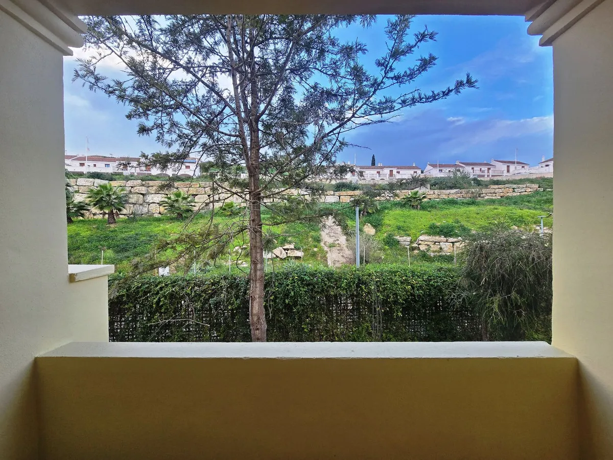 097c5f25-64ec-47ca-a589-8120a42bae3a