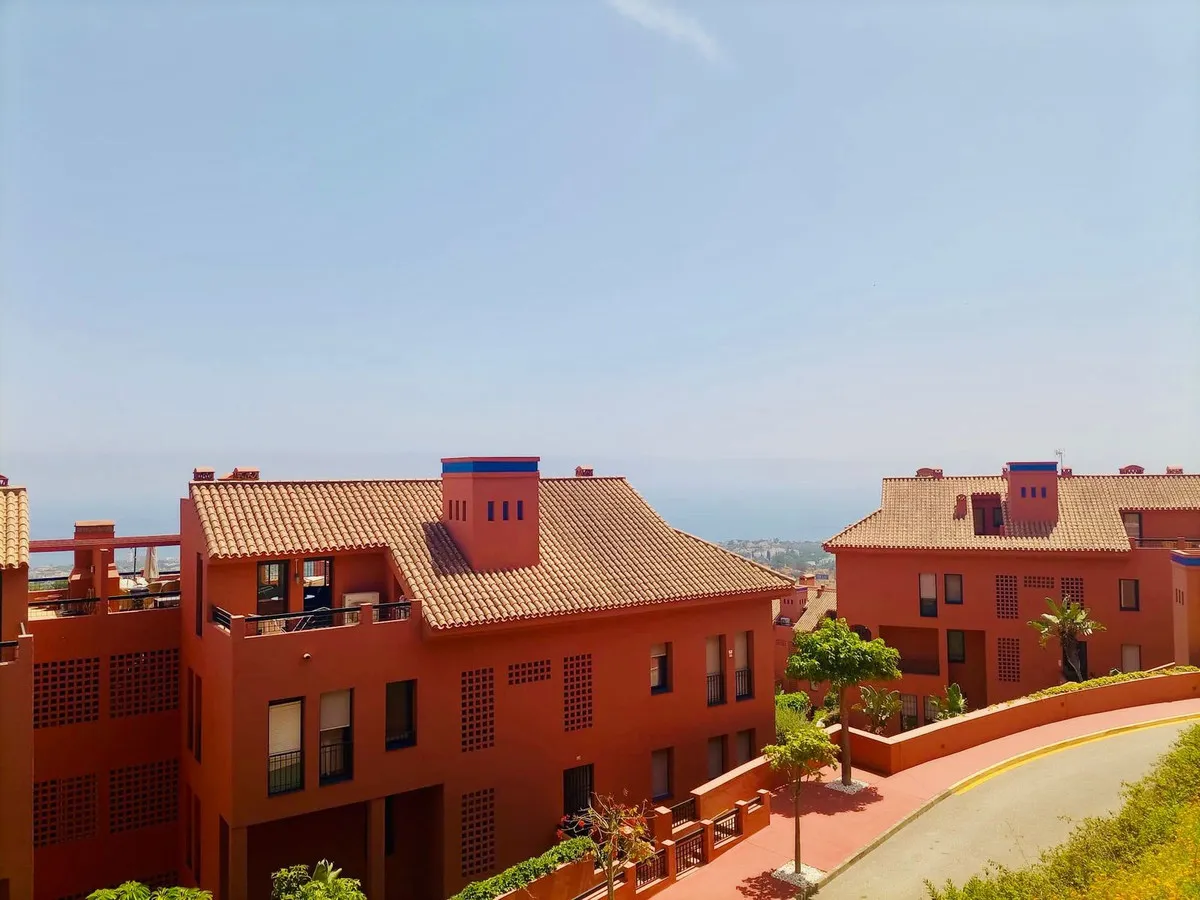 db2d4343-cc2e-406f-b78c-1a1232016e1d