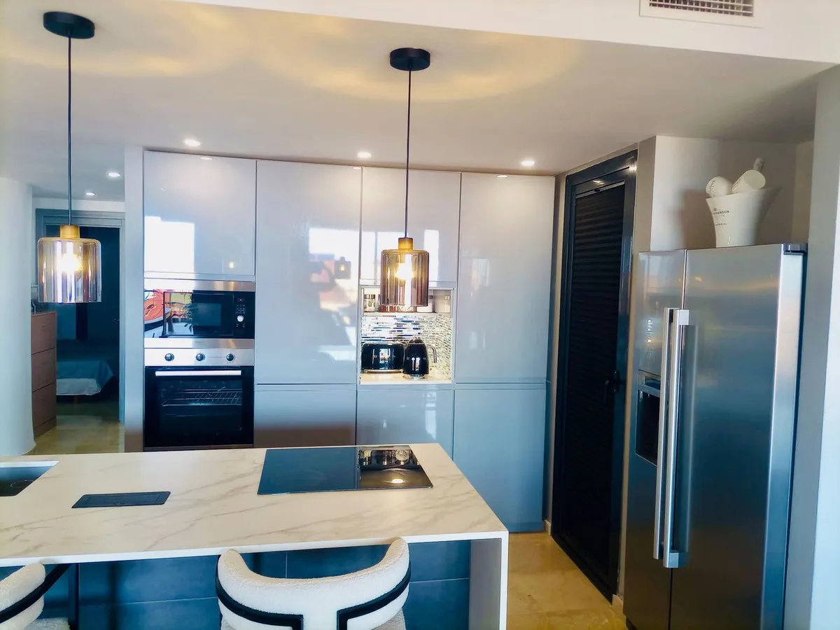 ea273097-3921-42a0-a532-cedc72456ce8