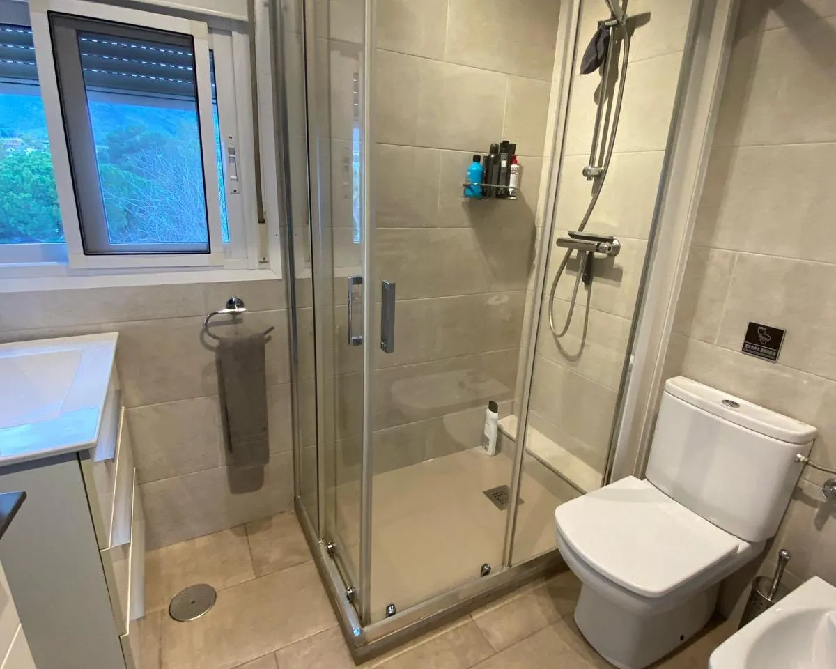 4dd6569b-0268-4f2f-a318-37a9dfa75d92