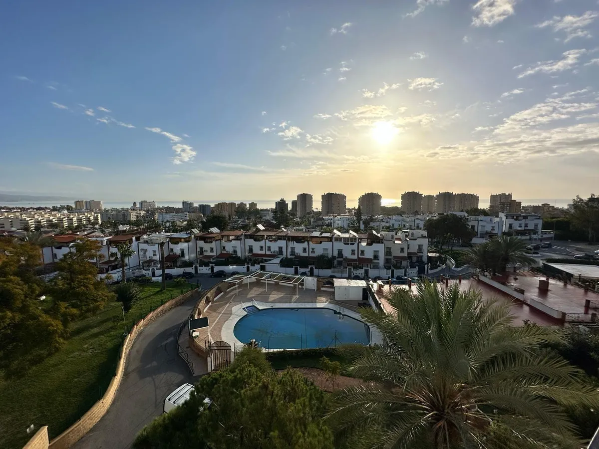 85c25451-e1a4-4491-ad9b-9f5a9c78b2e2