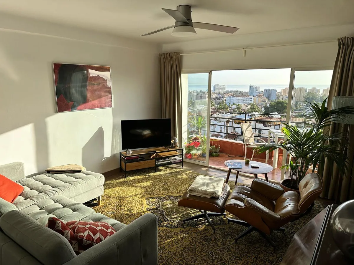 a4ca4e01-4864-4039-a765-a1789cba6aa6