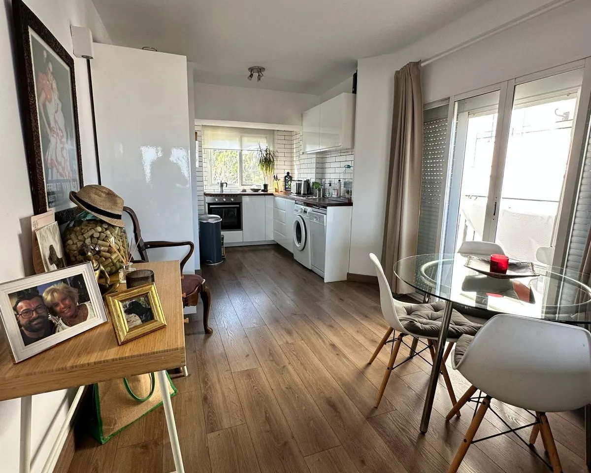 f175c325-8a95-4db7-b285-25e777082c81