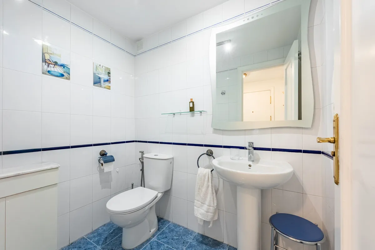 f07d93dc-cc6e-4d62-977c-0d3843052616