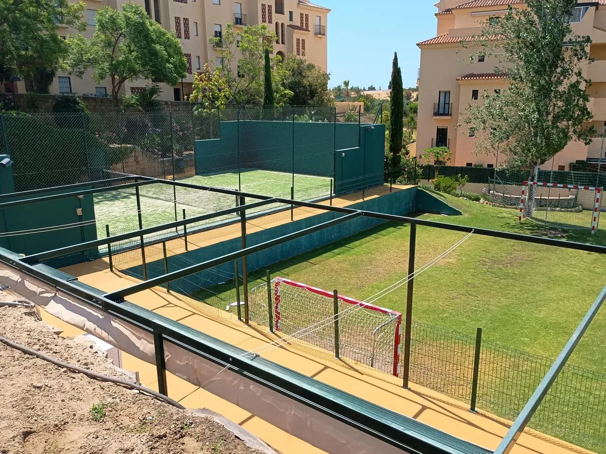 87df9d03-e323-45ad-8277-5e62f8993289