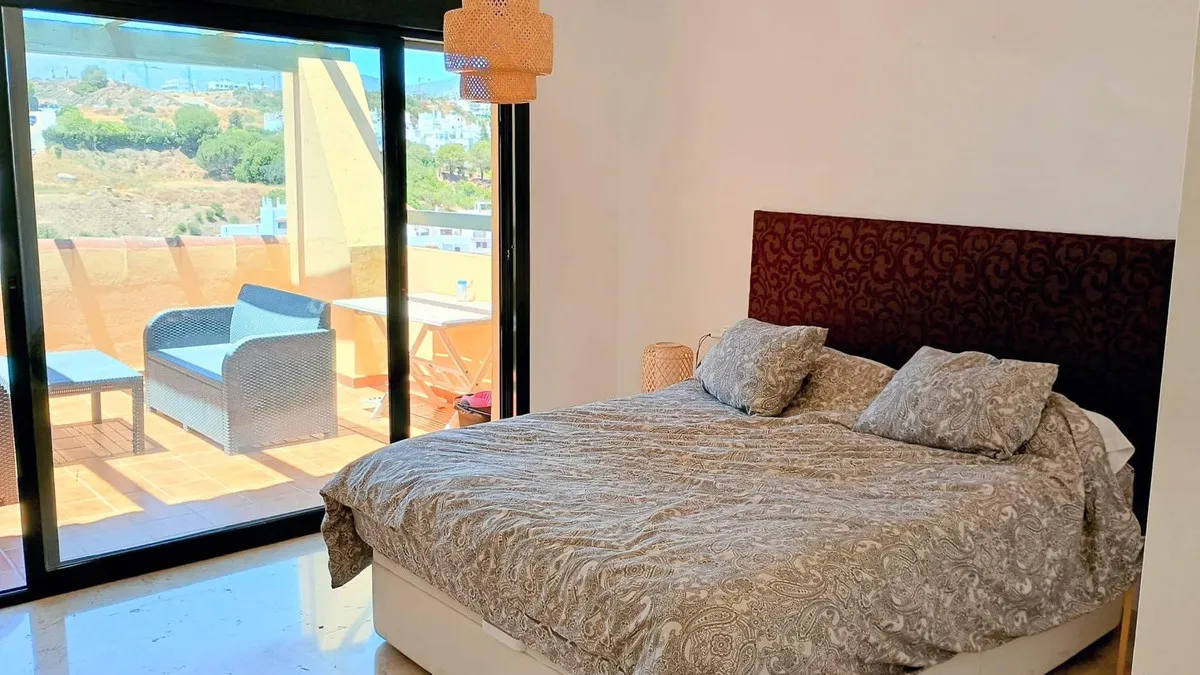 996f0113-edf9-40af-a642-344c826db710