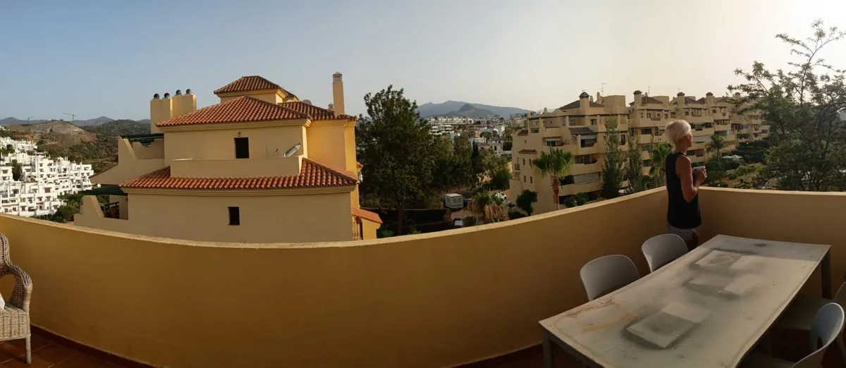 ce0701a6-3b0d-46b9-b84b-42cfdd82a2b2