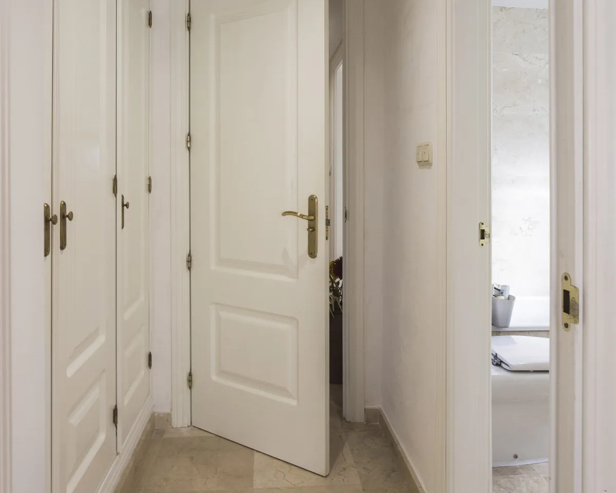 16b22c08-0eae-43e6-8a27-5b835949fe1a