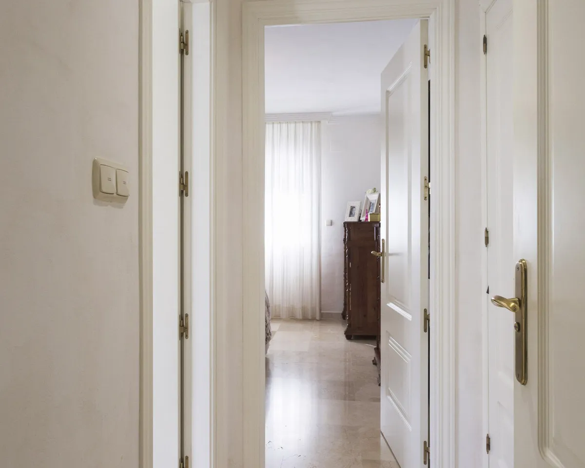 48673384-ffa4-430b-bc00-4367b7426d54