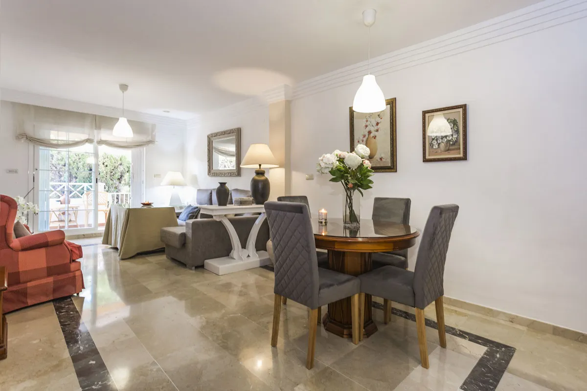 cd2c53b7-7dd0-4667-8d4e-f06fcc096299