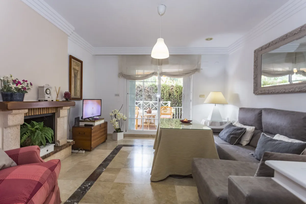 d7f6745d-0bd7-47b5-a2dd-8a328a599ba8