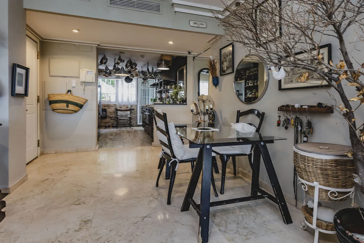 12a401a3-c2ef-4693-98b8-0951c8a1f483