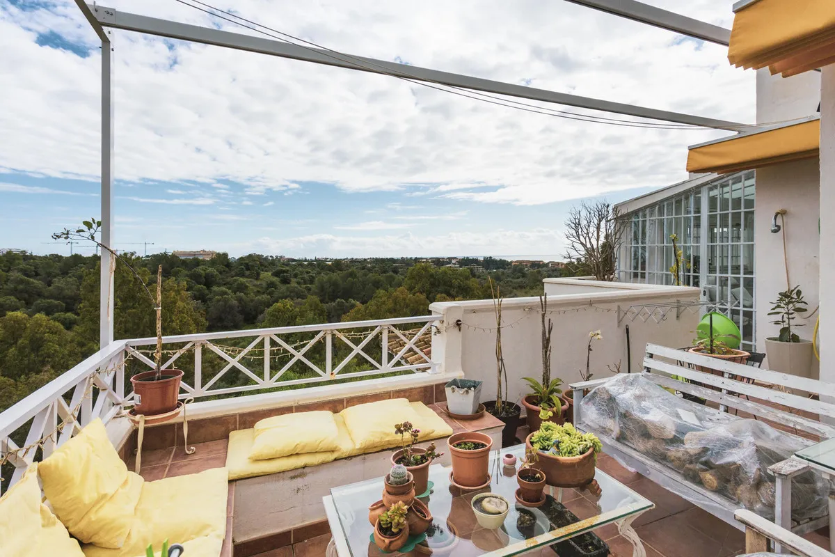 b7596d40-f307-455c-85a8-01b6b11dbfe9