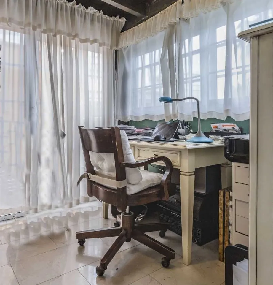 cb819535-f7f8-46ec-8dfc-156d58915ee1