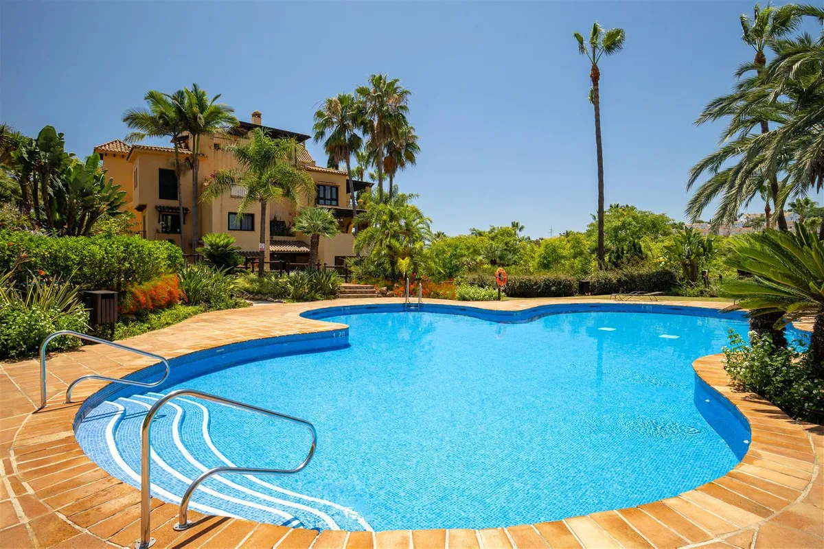 f7382c9a-56ea-4eeb-80ad-fbe1d70f9bba