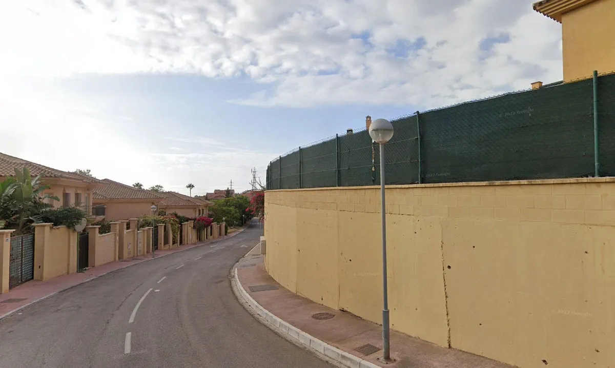 f0ac64fb-52c7-4d7e-ad33-e03330ea87e1