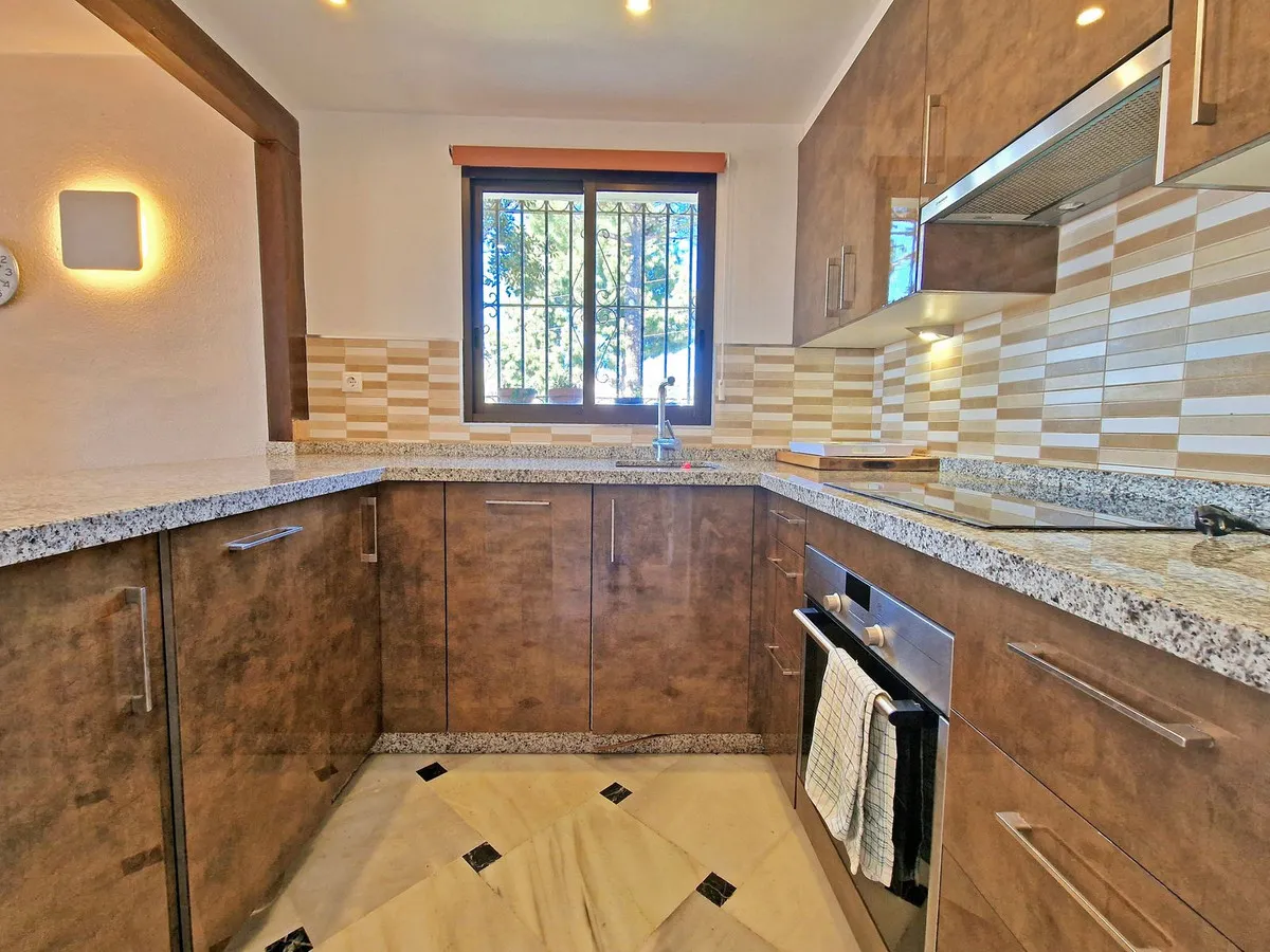 46f5eef7-d57a-470c-b20a-44326e5e2742