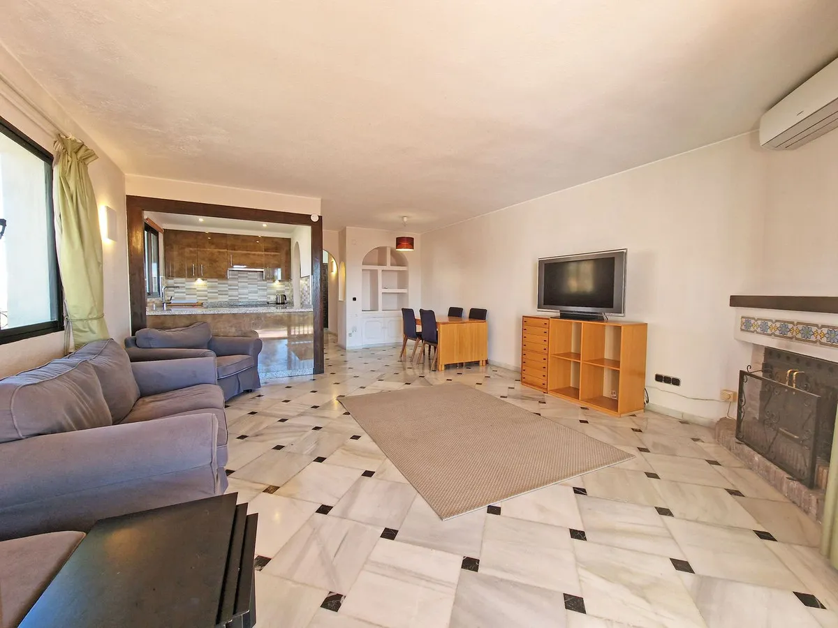 b9d8eab5-cf15-4d75-a6fb-6f475120410a